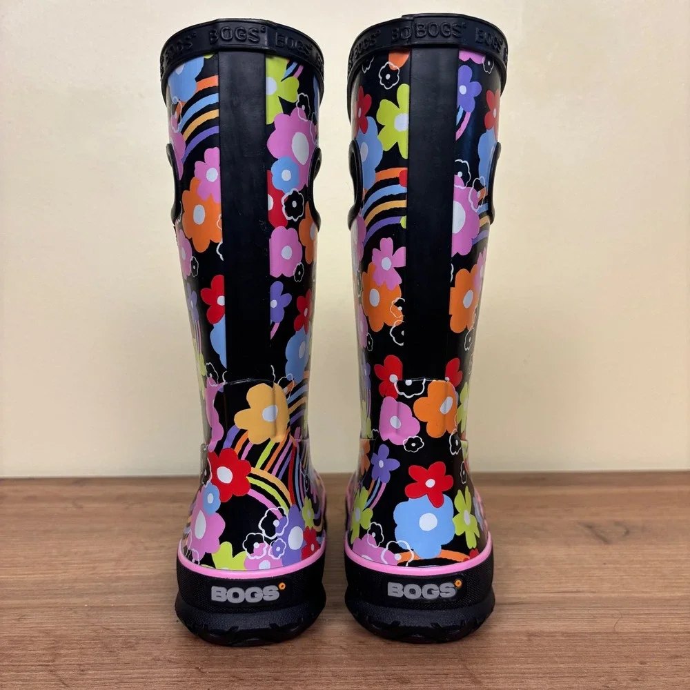 BOGS Rainbow Flower Rain Boot Black Multi Kids Size 11 Rubber Waterproof Printed
